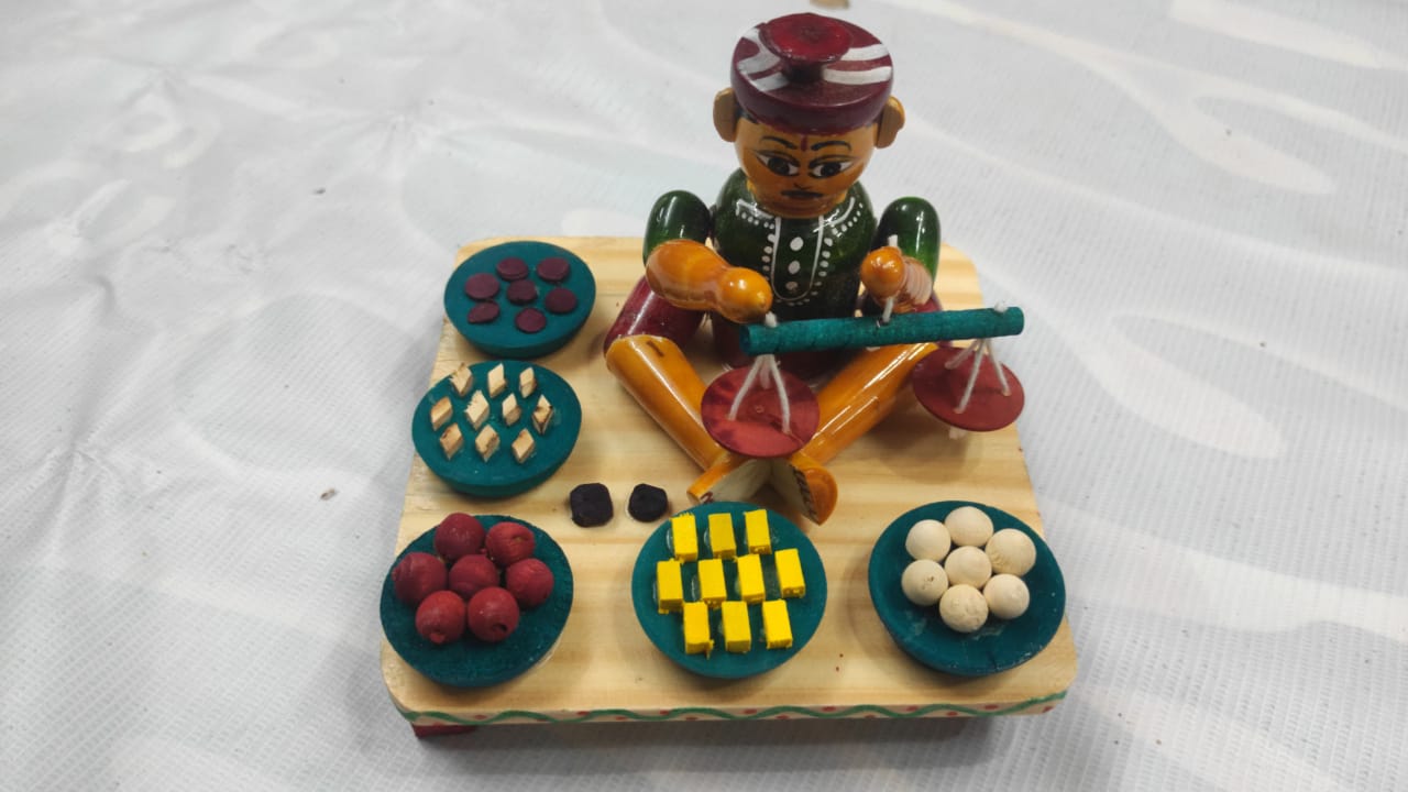 Etikoppaka sweet seller