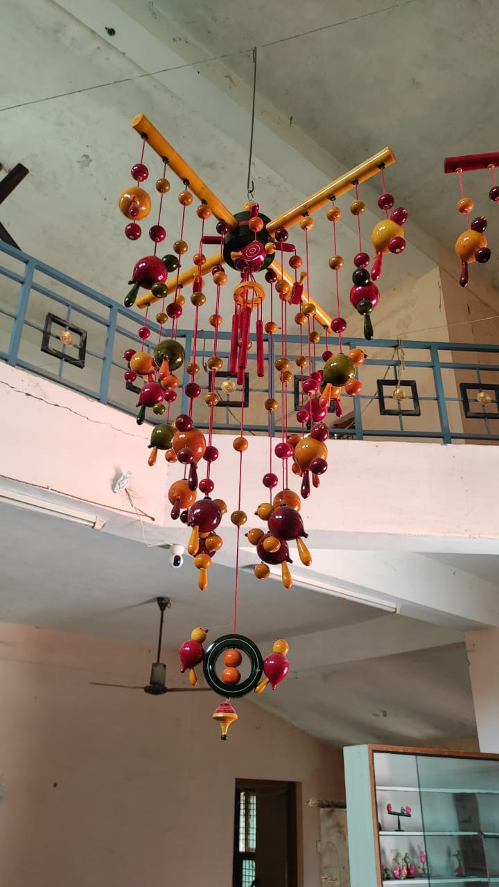 Etikoppaka celling décor
